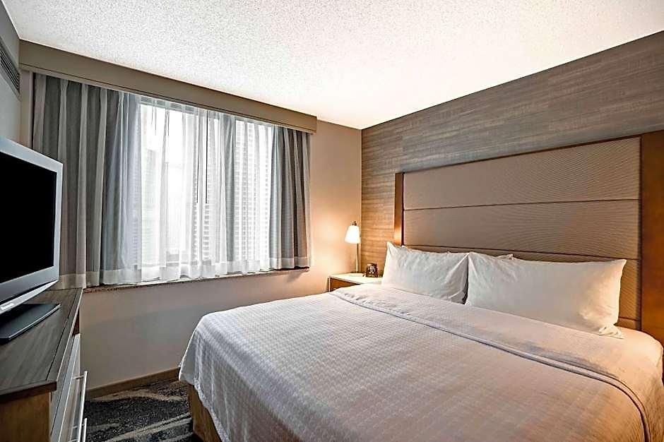 Hotel Homewood By Hilton Chicago-downtown