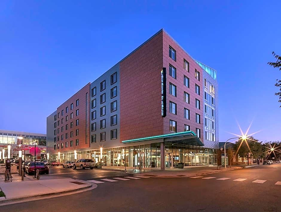 Hyatt Place Chicago-south/university Medical Center Hotel 3*