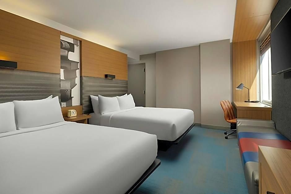 Aloft By Marriott Downtown River North