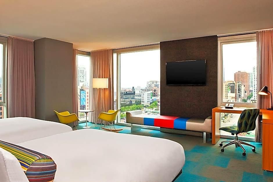 Aloft By Marriott Downtown River North