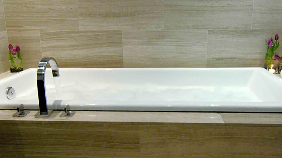 Ivy Boutique (adults Only) Hotel