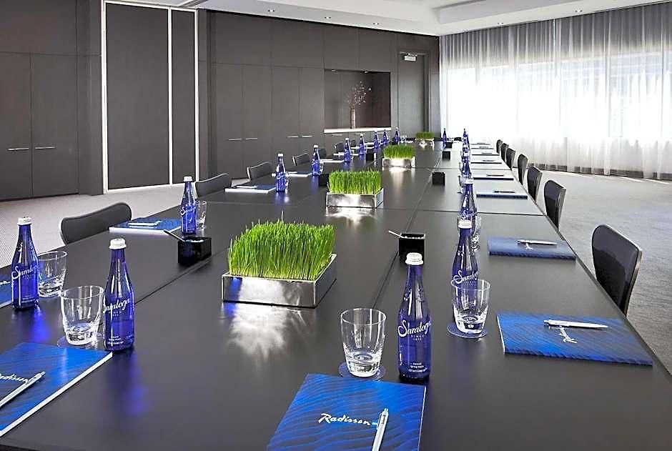 Hotel Radisson Blu Aqua Hotel,