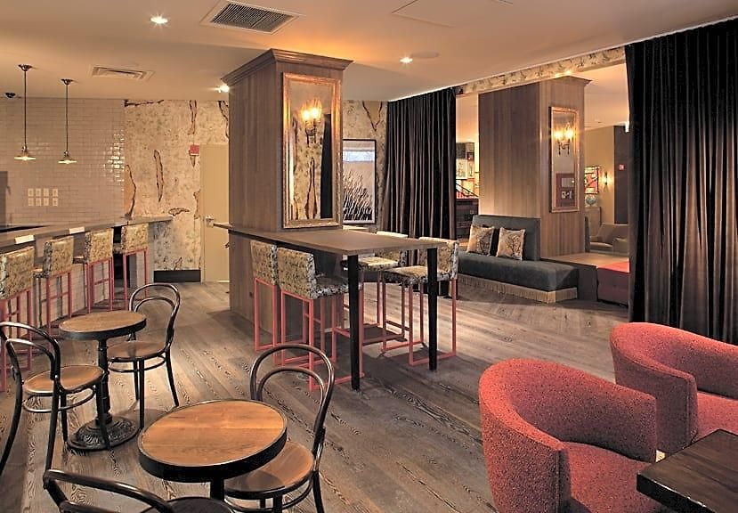 Lincoln Hotel Chicago