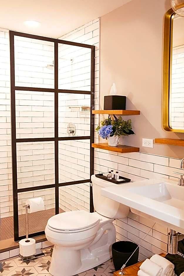 Wicker Park Bed & Breakfast Chicago