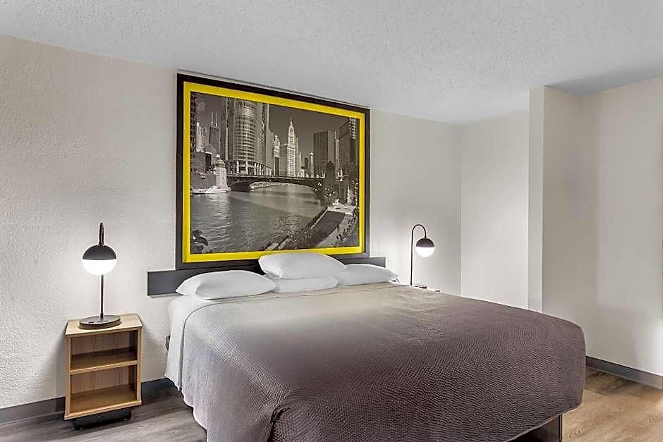 Super 8 By Wyndham Il Hotel 2*