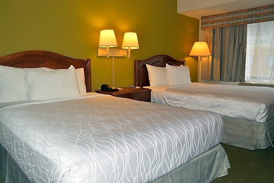 Shore Hotel Chicago