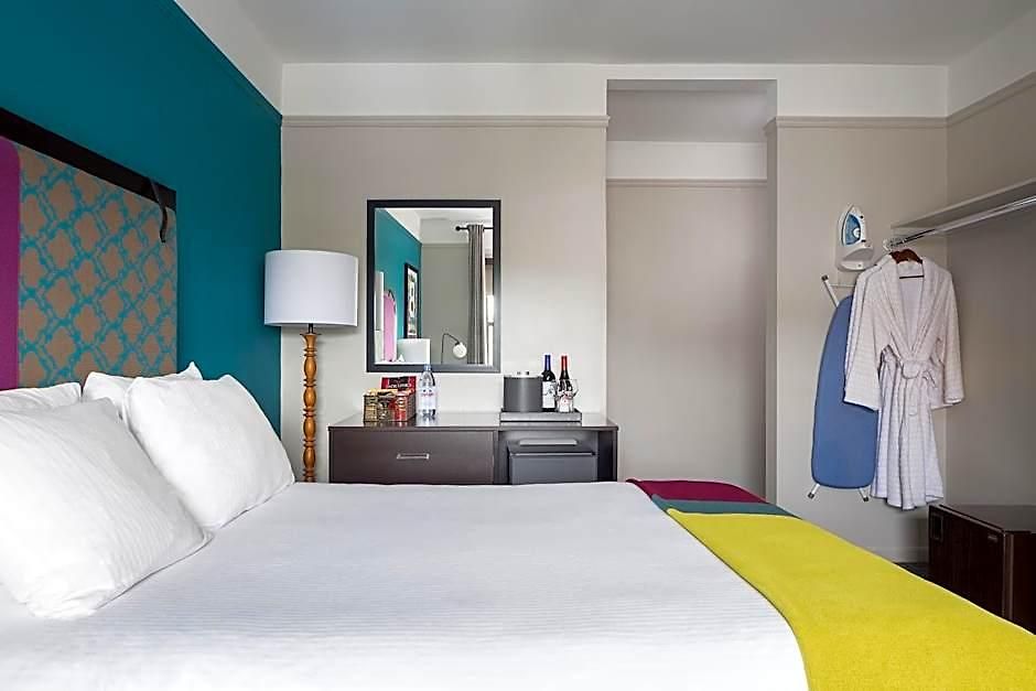 City Suites Hotel 3*