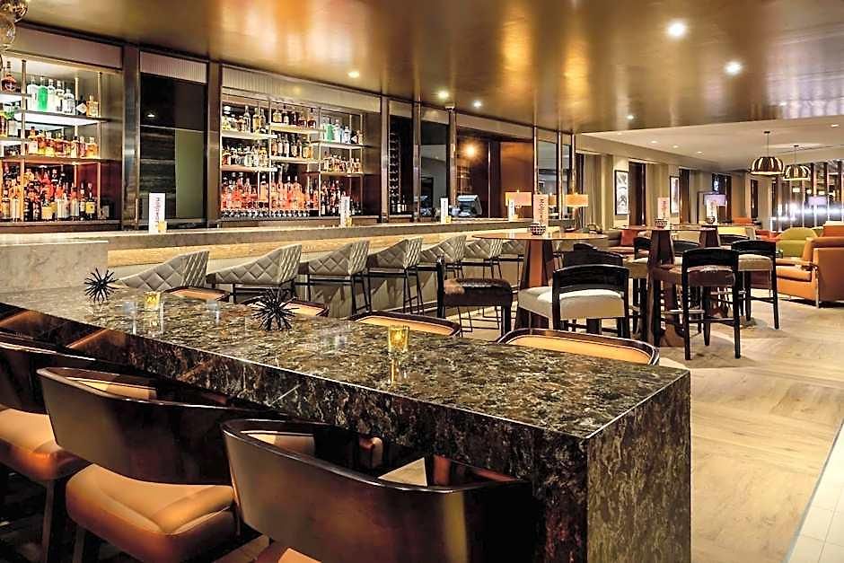 Hotel By Marriott Downtown/river North 3*