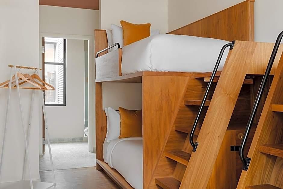 Found Hotels, Chicago, Series By Marriott Chicago