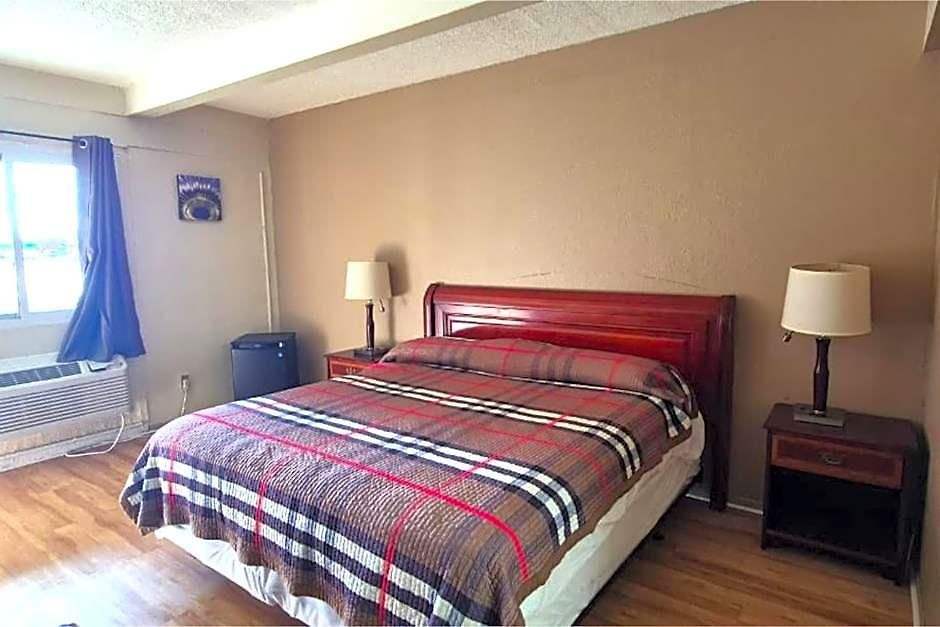 Saratoga By Capital O Near Midway Airport Il Hotel Chicago