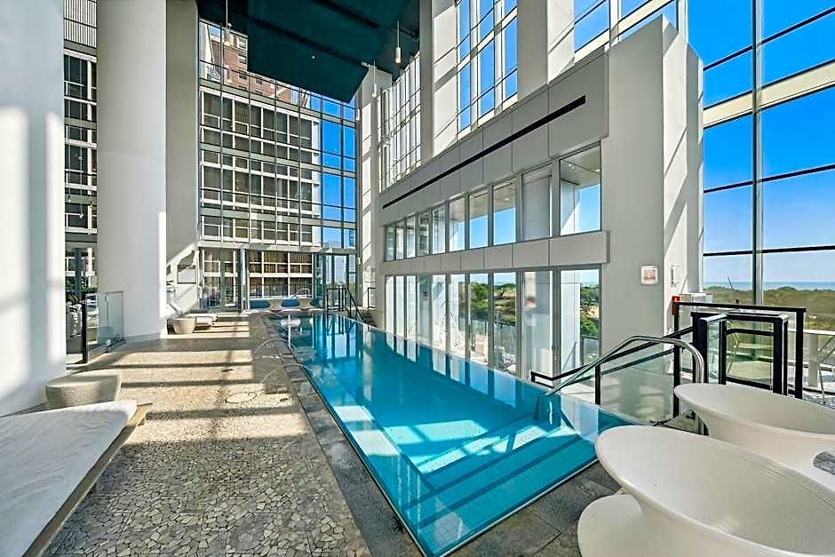 Sentral Michigan Avenue 3*