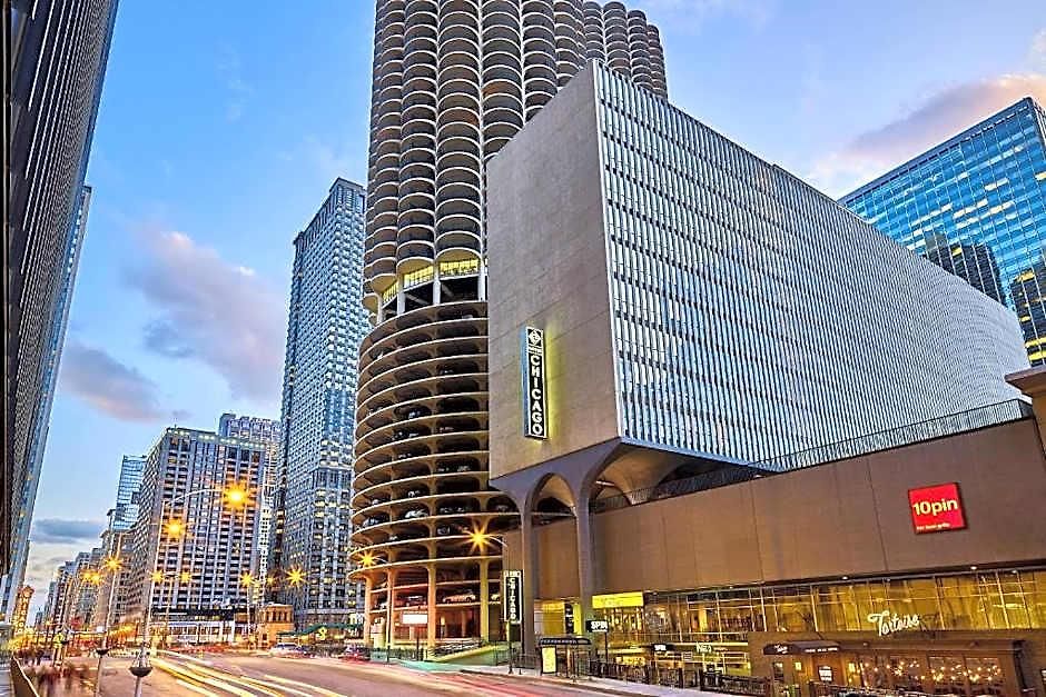 Chicago, Autograph Collection