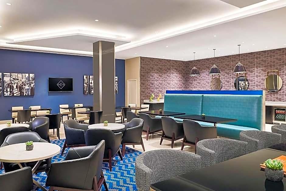 Chicago, Autograph Collection Hotel 4*