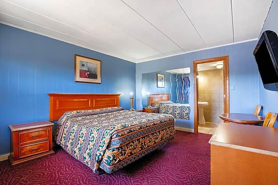 Admiral By Oyo I-94 Hotel