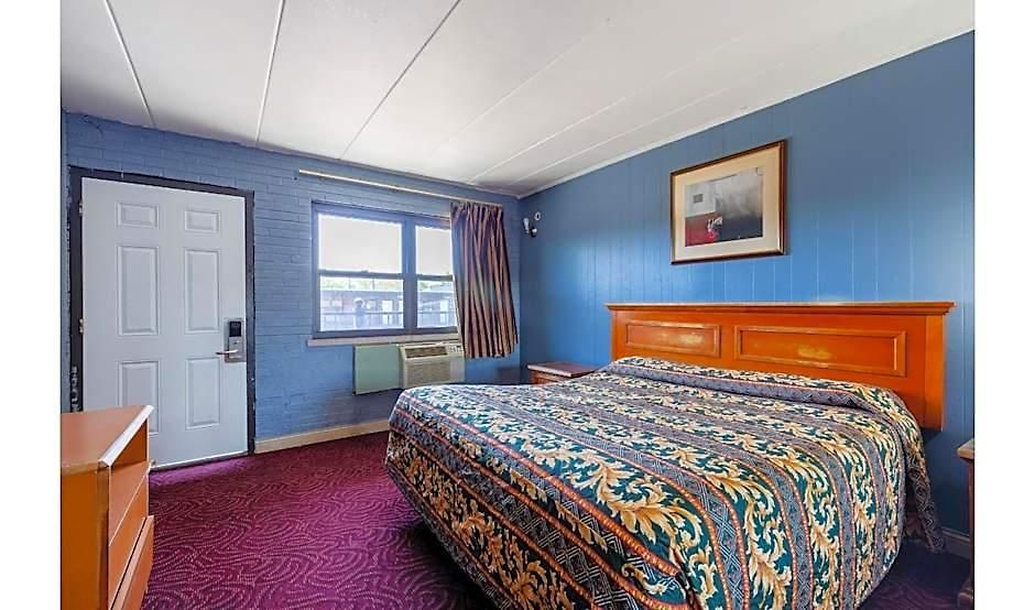 Admiral By Oyo I-94 Hotel