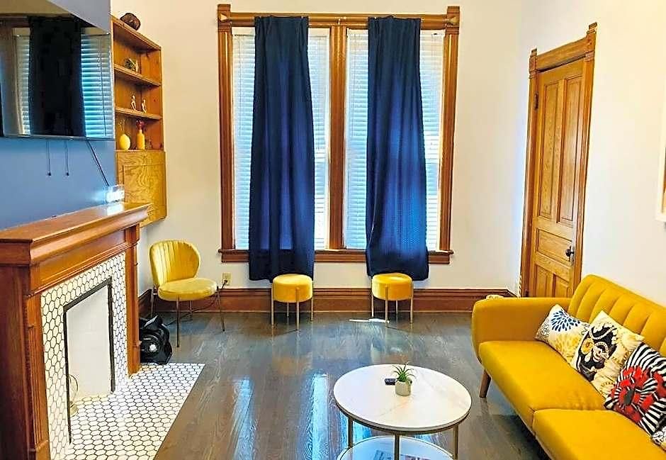 Apartment Lincoln Park 3 Bedroom Penthouse *