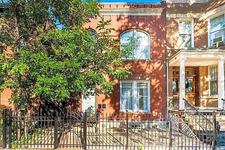 Lincoln Park 3 Bedroom Penthouse
