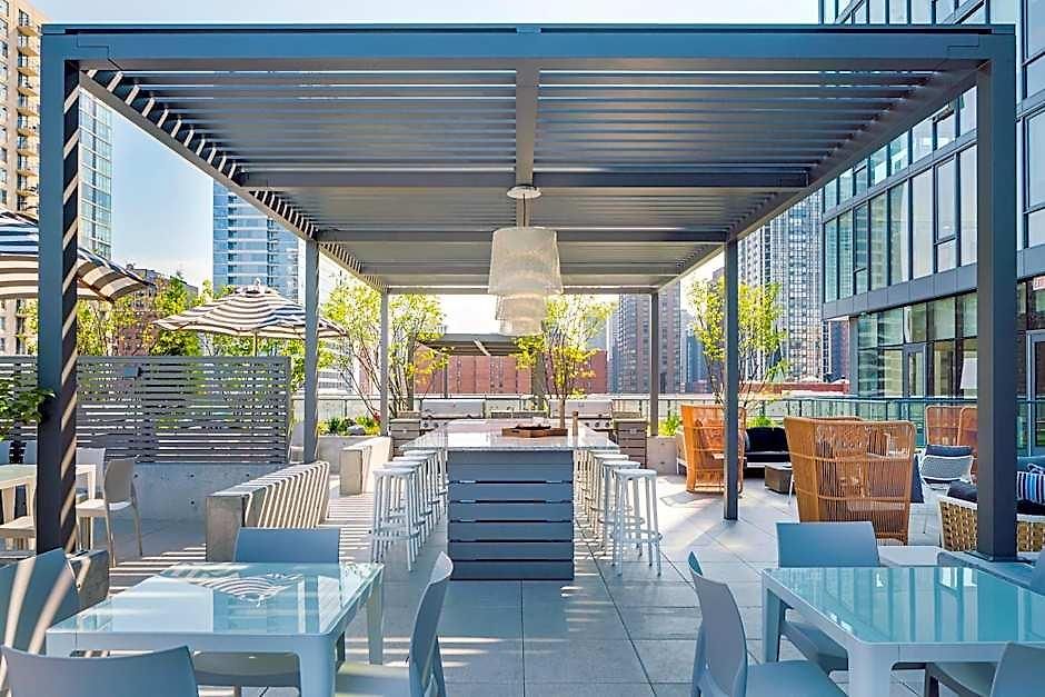 Level Old Town 5* Chicago