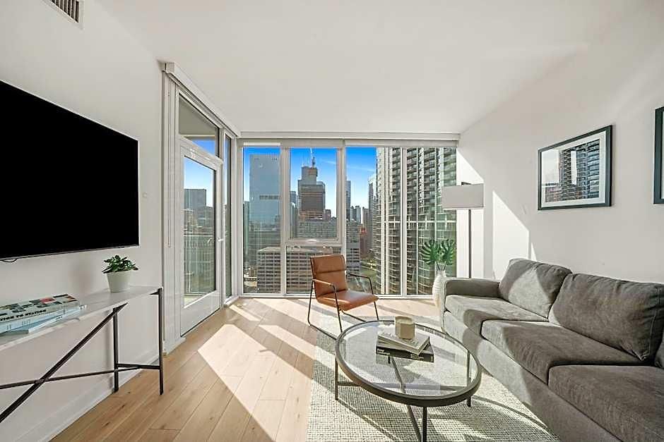 Hotel Level River North 4*