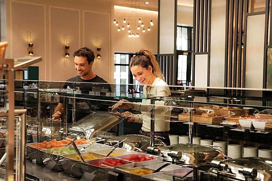 Riu Plaza Hotel 4*