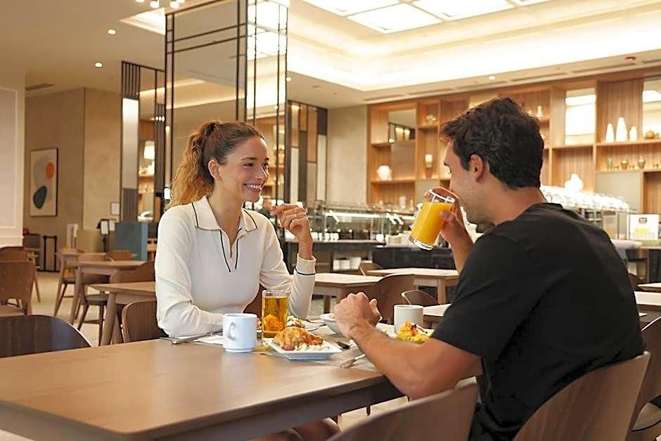 Hotel Riu Plaza