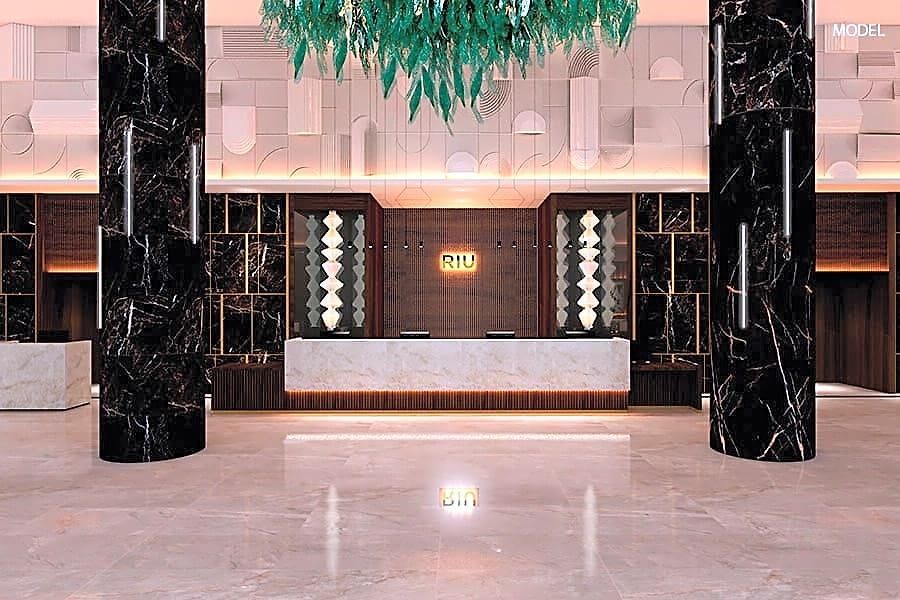 Riu Plaza