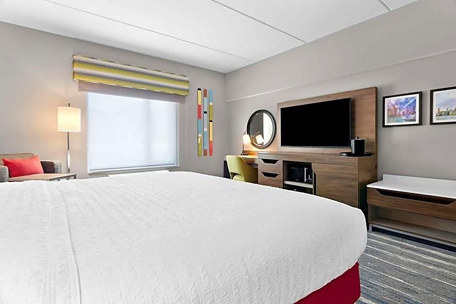 Hotel Hampton & Medical District Uic 3*