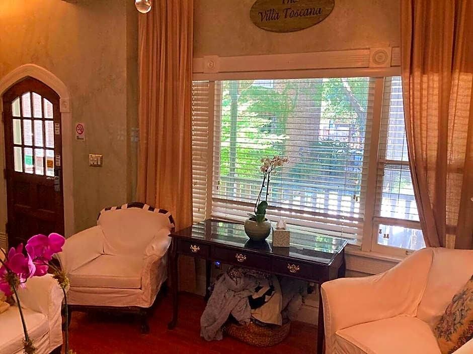 Bed & Breakfast The Toscana 2*
