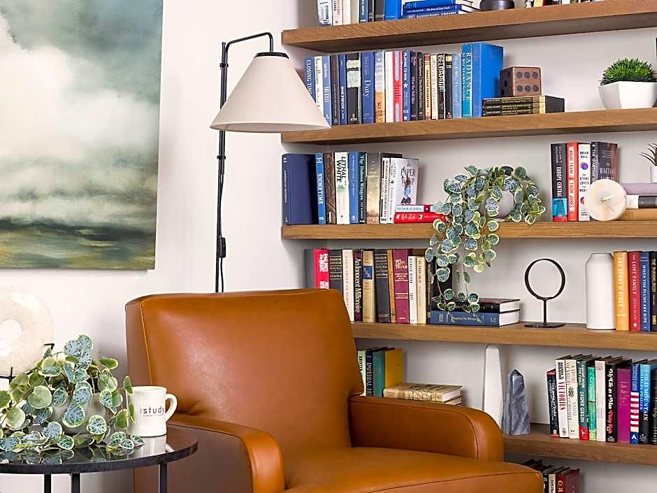 Hotel The Study At The Of