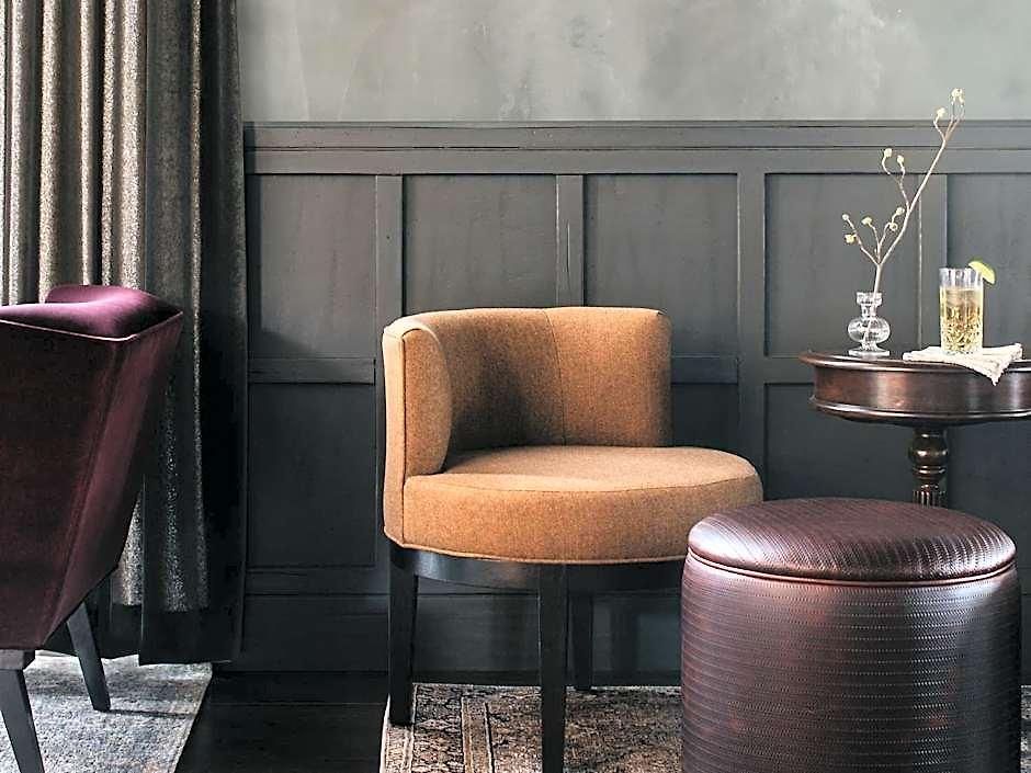The Study At The Of Hotel 4*