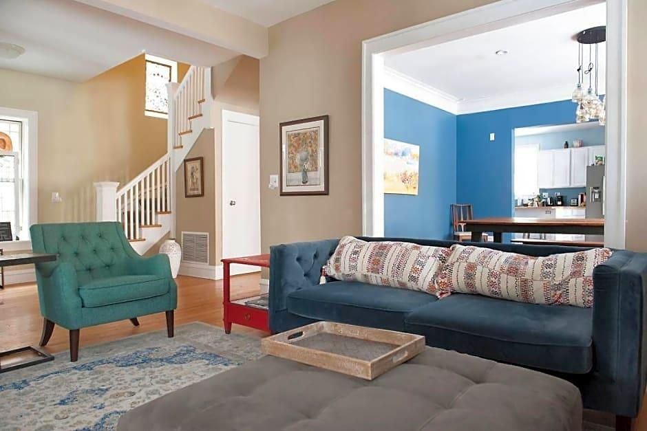 The Greenleaf House Bed & Breakfast