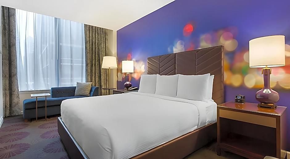 The Collection Magnificent Mile 4*