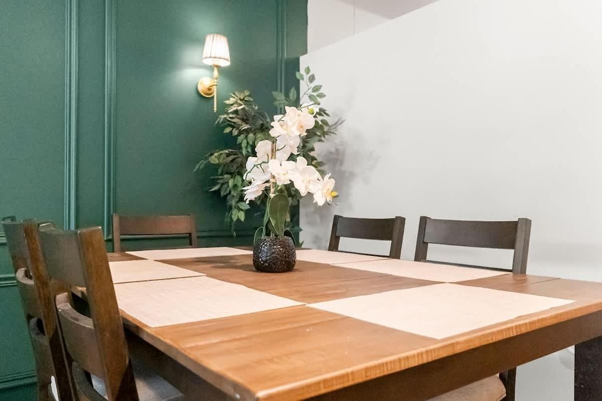 Luxury Fulton Market - Prime Location