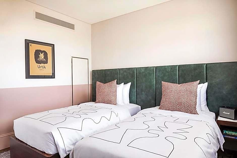 The Hoxton, Hotel