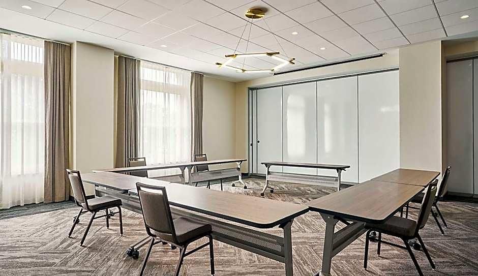 Hyatt House Medical/university District Hotel Chicago