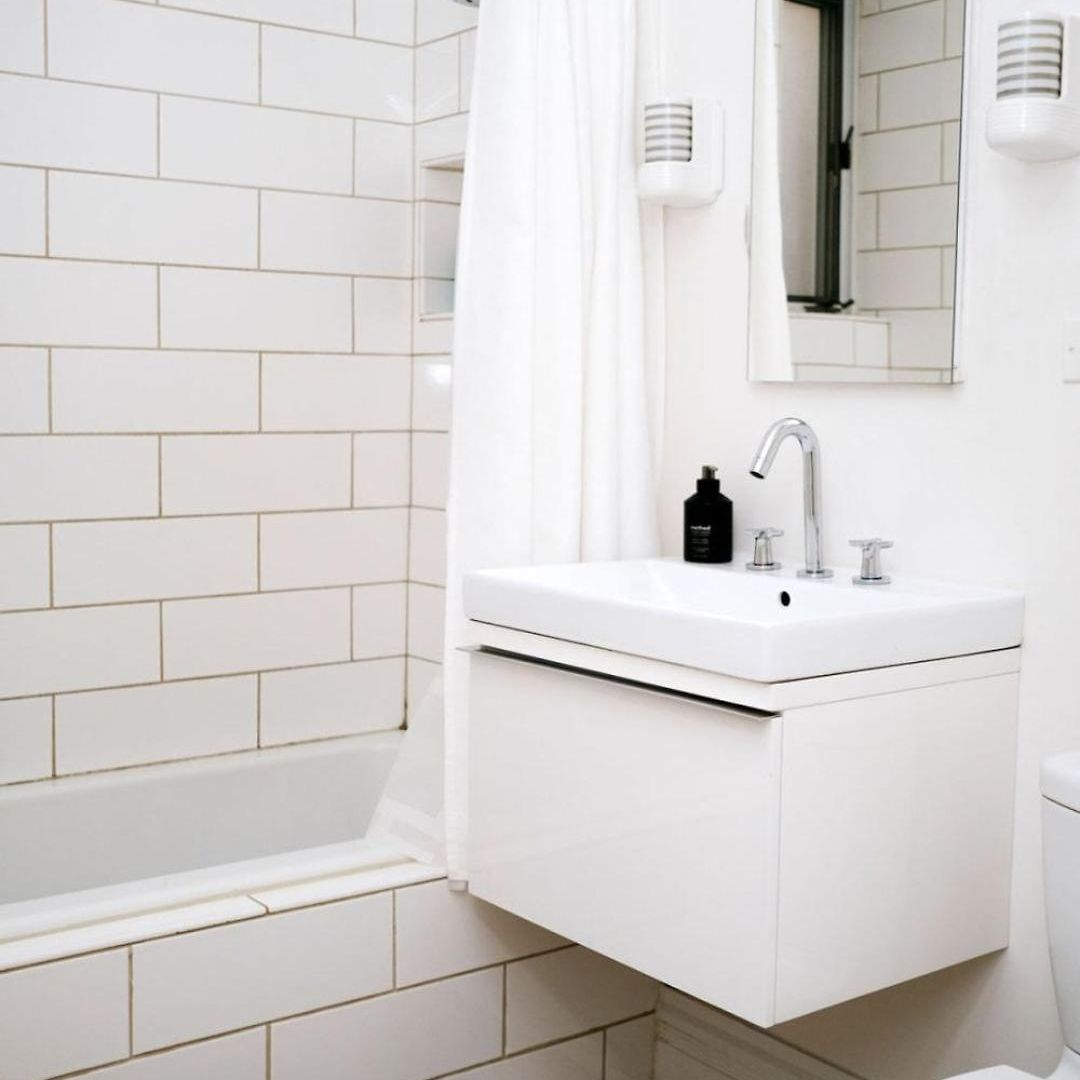 4 Bedroom • Theater • Gym • Walk To Lincoln Park! Chicago