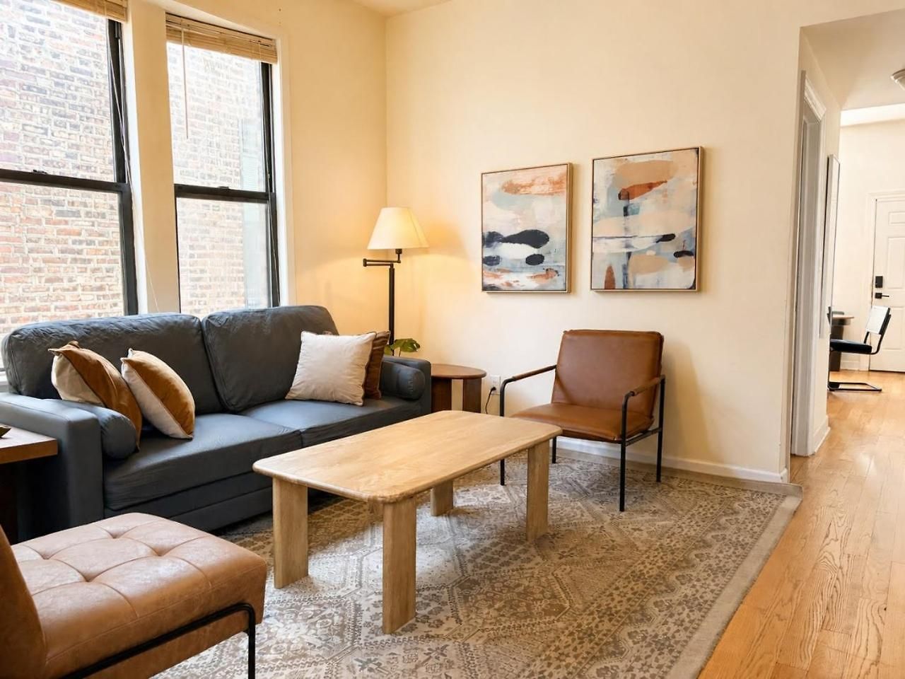 Apartment Flexhome Ukrainian Village 2br - Private Balcony & Walkable Location *