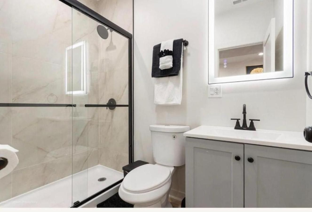 Modern 3br Near United Center Apartment *