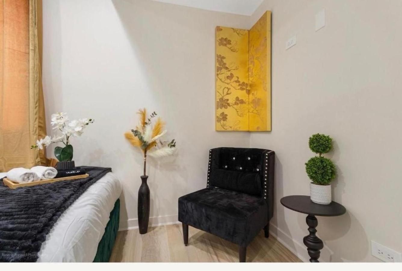 Modern 3br Near United Center