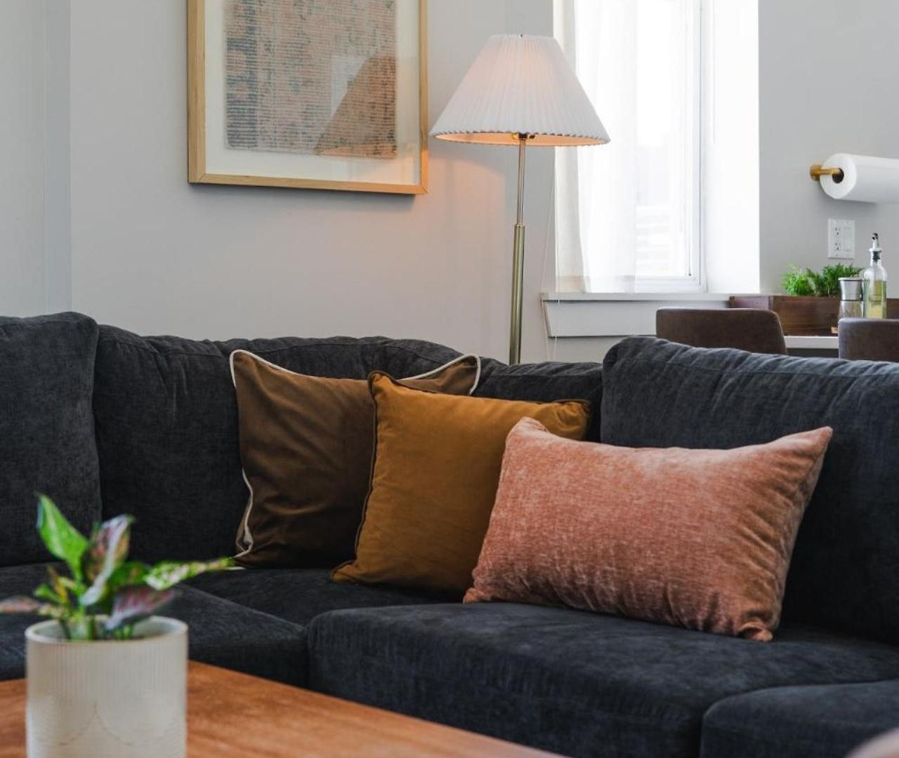 Penthouse With Private Rooftop And Skyline Views - Sleeps 6 *