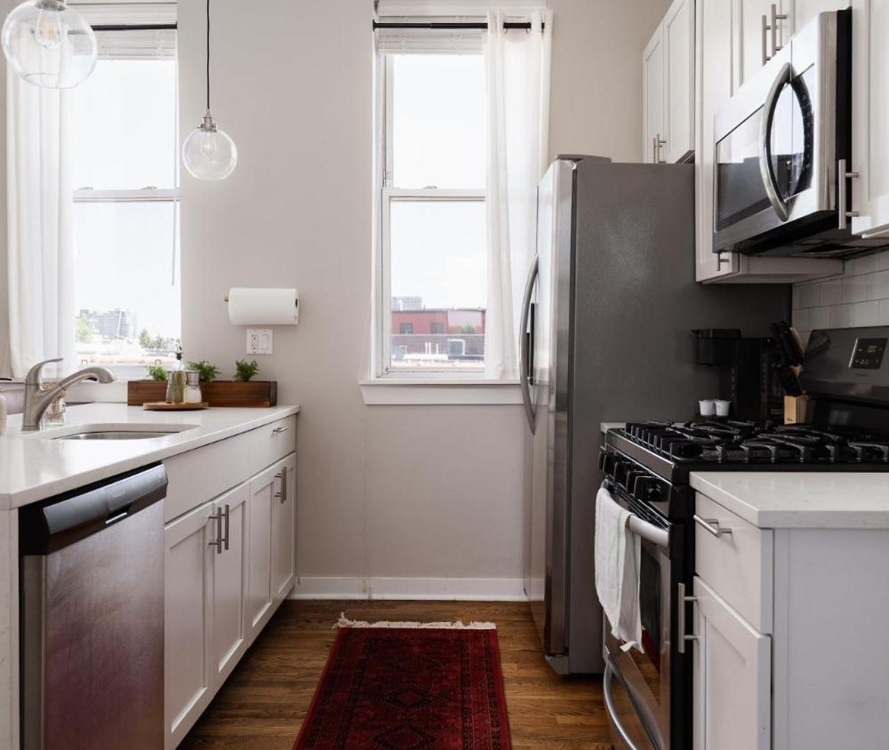 Penthouse With Private Rooftop And Skyline Views - Sleeps 6 Chicago