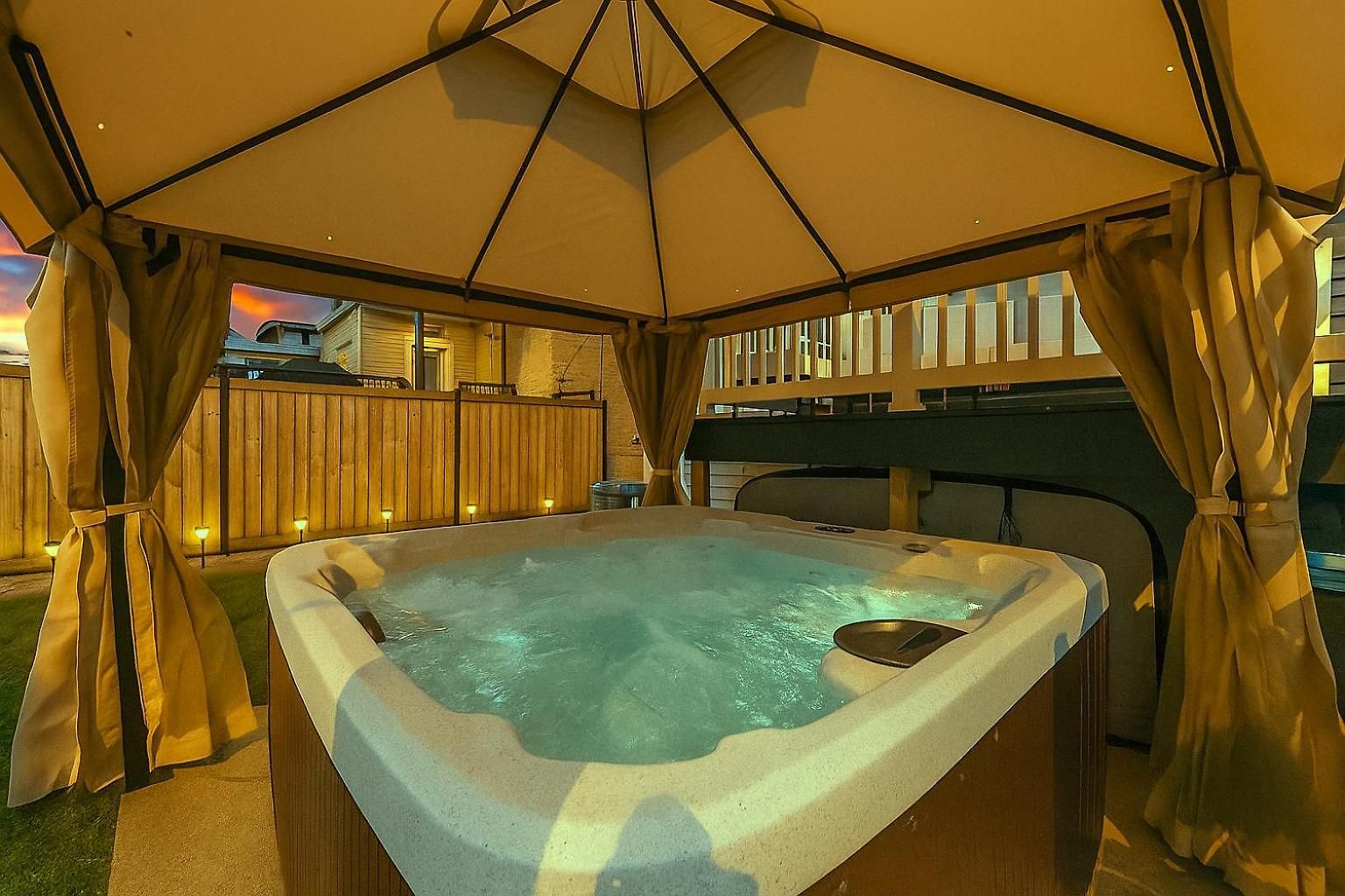 Portage Park, Jacuzzi, Movie Theater, Games & Arcade Holiday home