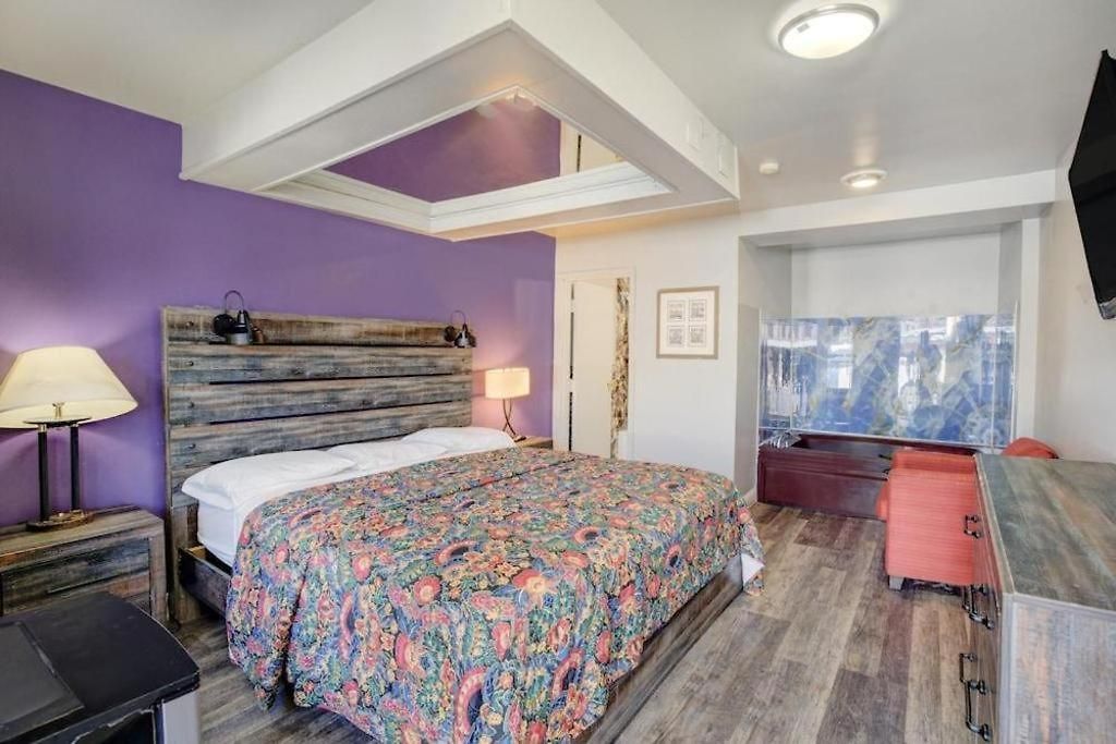 Hotel O Miami & Midway Airport