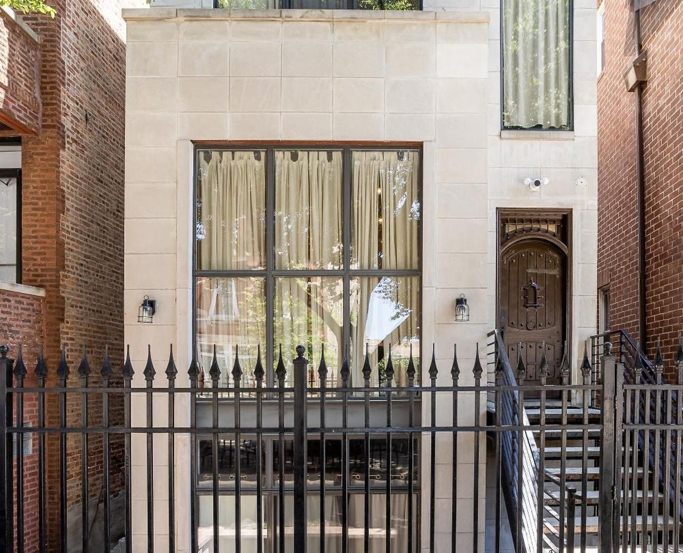 5-bedroom House In Pilsen Near Medical District *