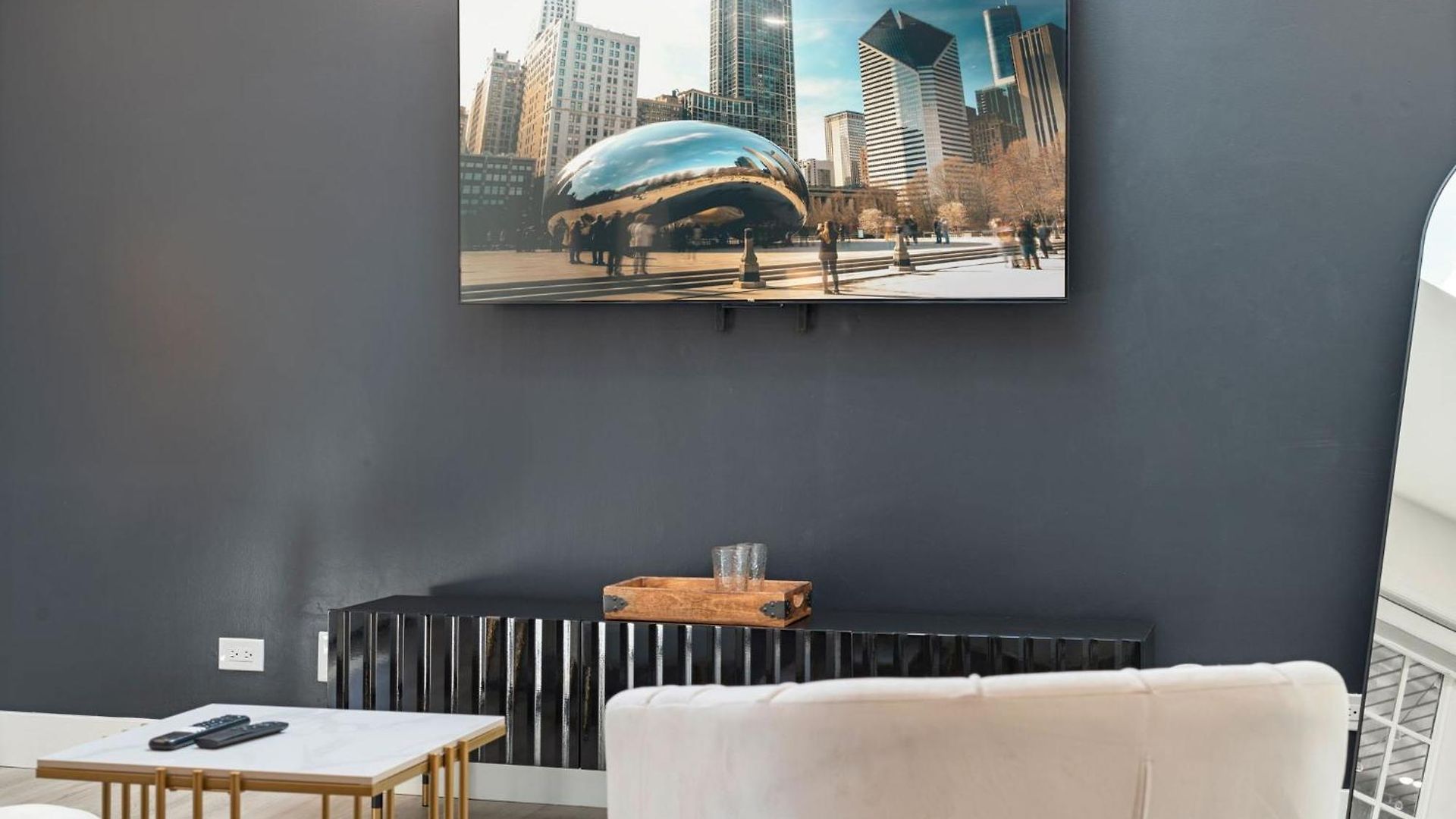 Portage Park, Jacuzzi, Movie Theater, Games & Arcade * Chicago