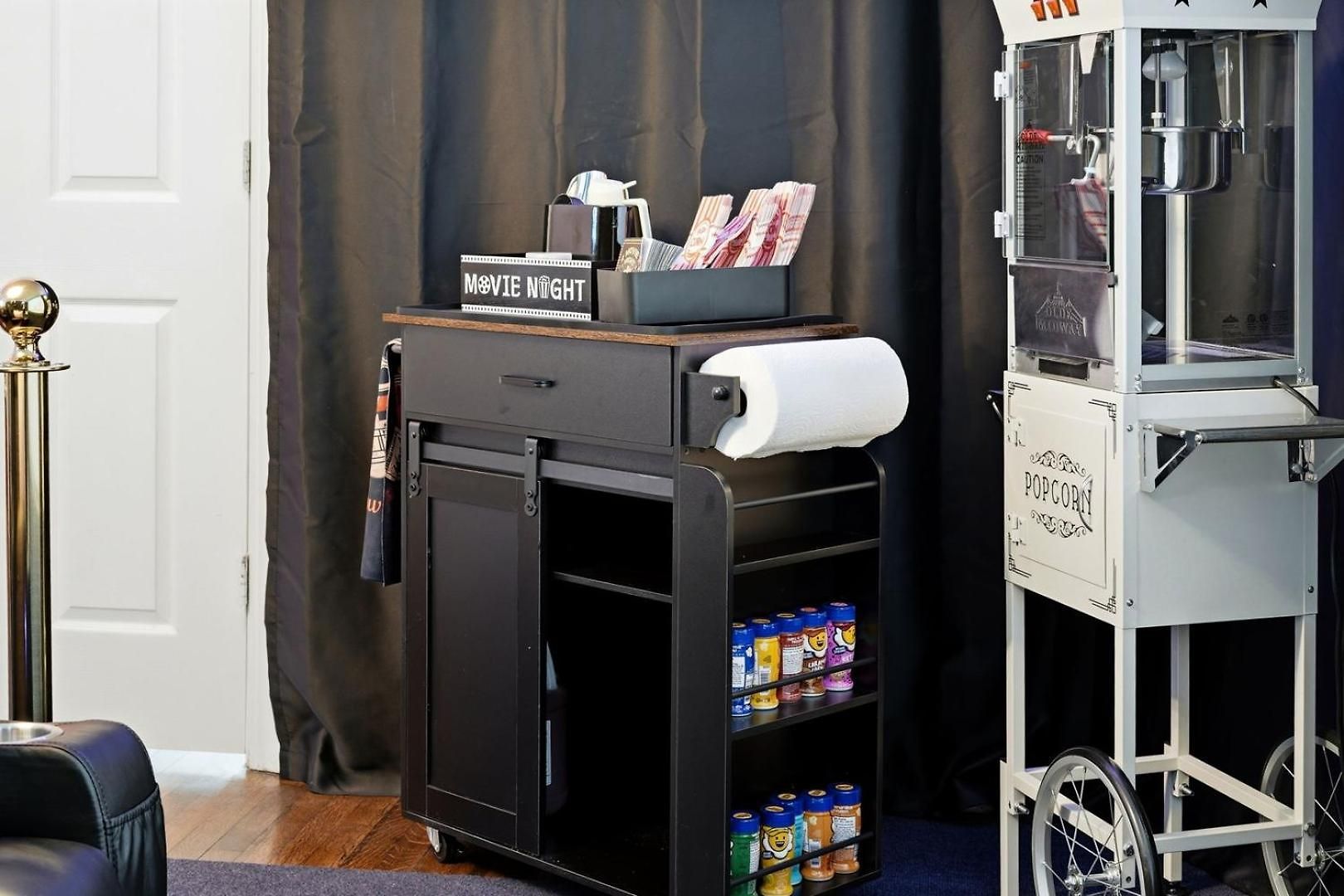 Arcade • Theater • Gym • Office • Sleeps 15 *