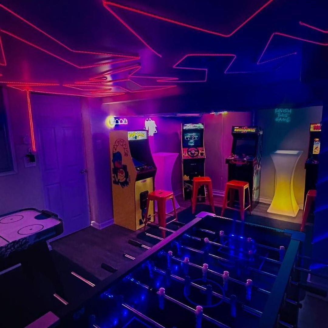 Holiday home Arcade • Theater • Gym • Office • Sleeps 15