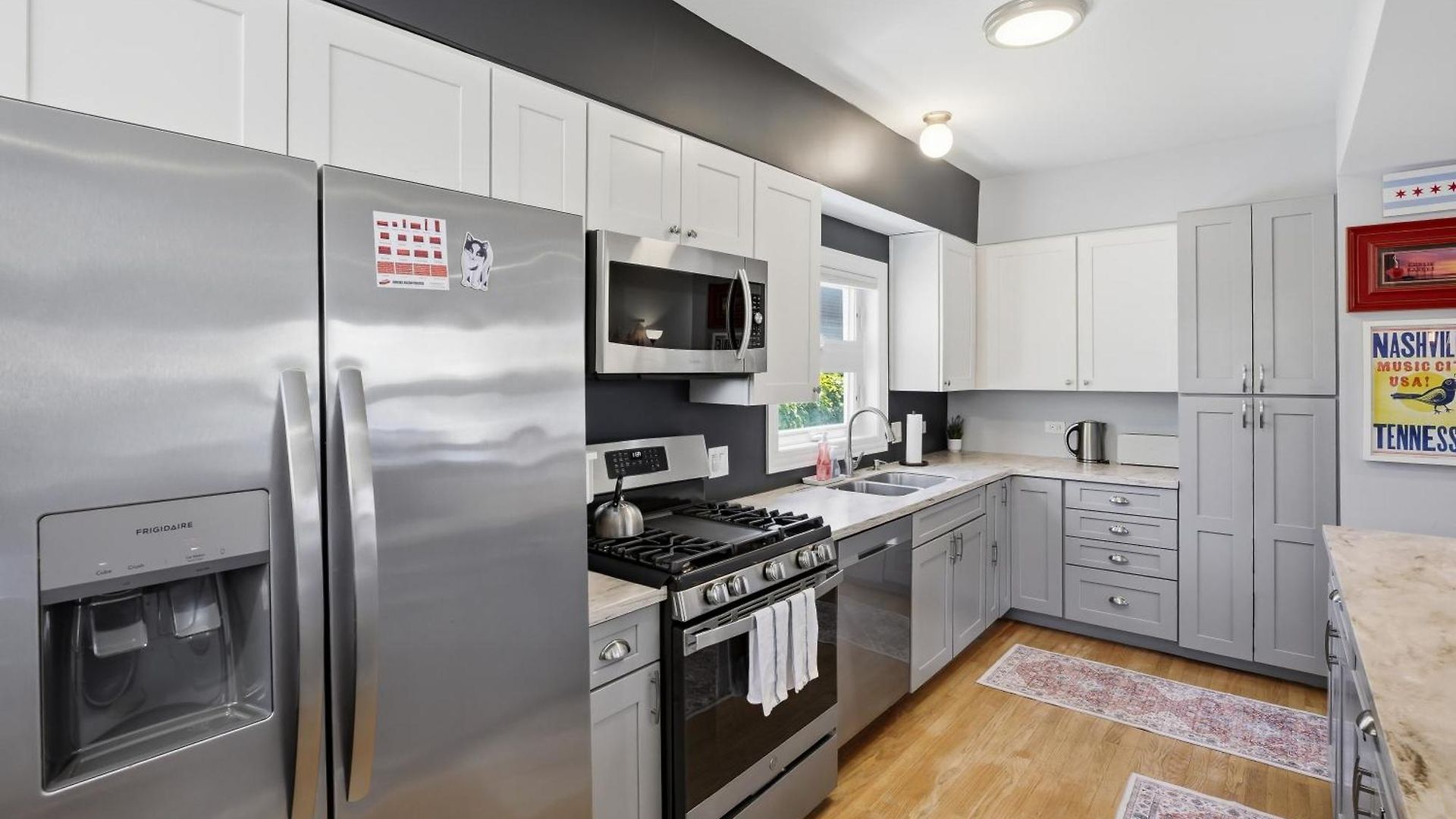 Charming Andersonville Coach House 3br 2,5ba Townhouse Holiday home
