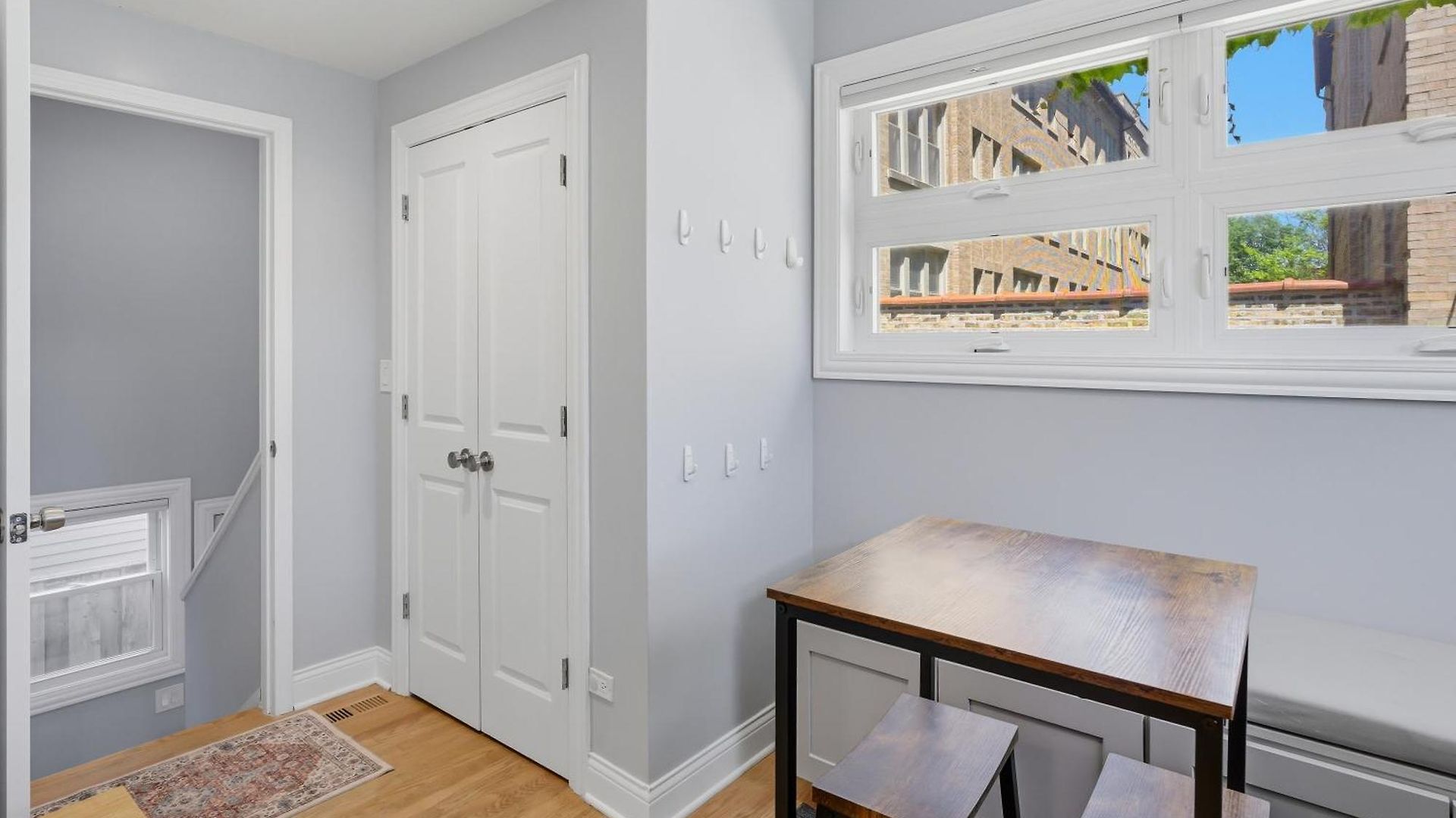 Charming Andersonville Coach House 3br 2,5ba Townhouse
