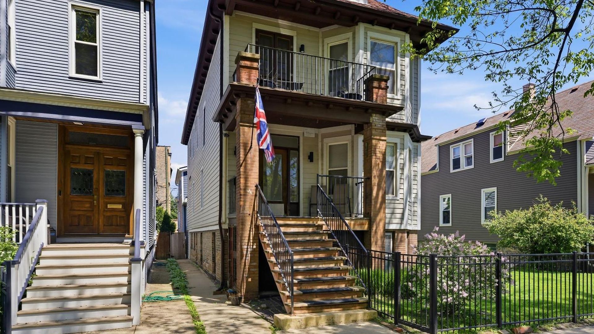 Charming Andersonville Coach House 3br 2,5ba Townhouse